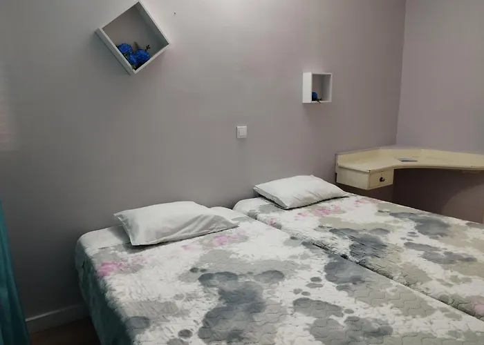 I - 3* Funchal (Madeira)