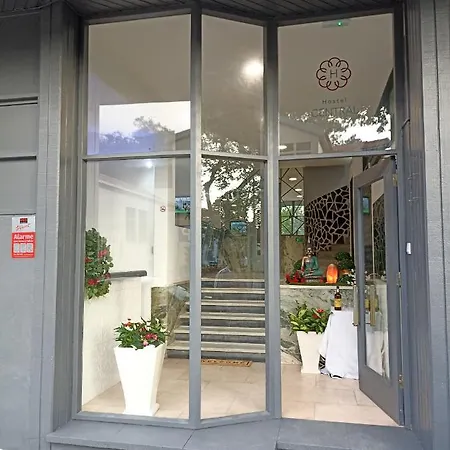 I - 3* Φουνκάλ