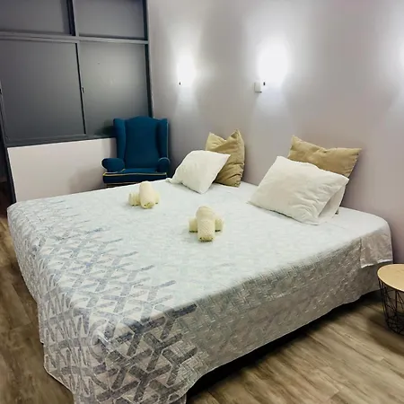 Apartmanhotel I - *