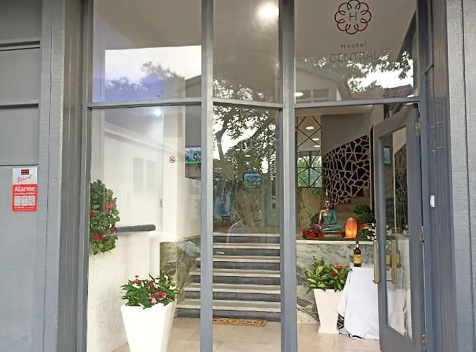 I - 3* Funchal (Madeira)